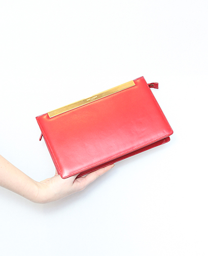 Lutetia Clutch, front view